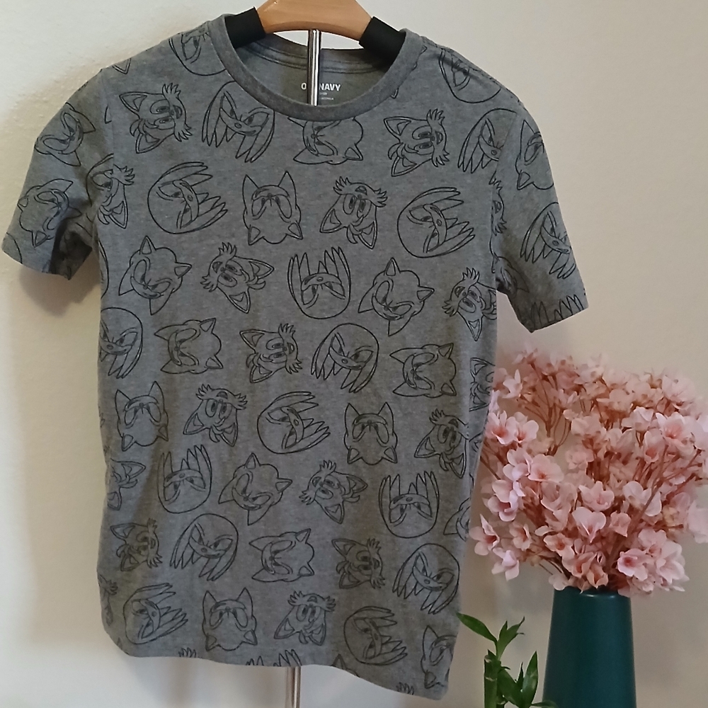 Old Navy Sonic Character Sketch Tee – Boys Size L (10/12)